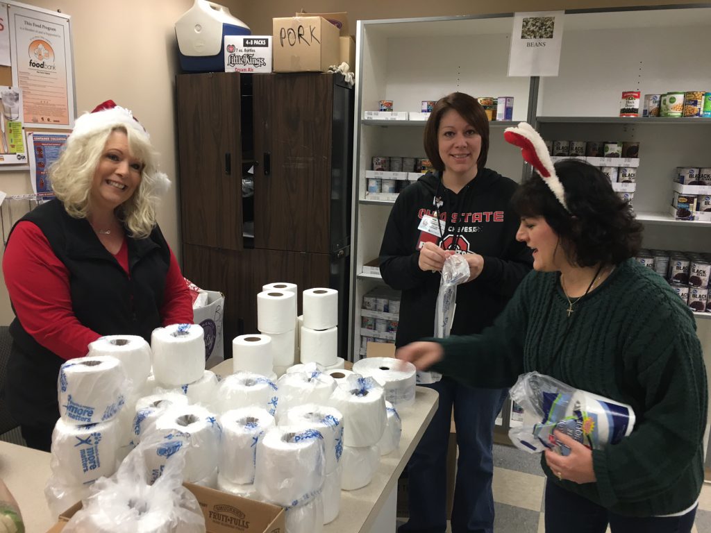Kettering Physician Network Spreads Holiday Spirit